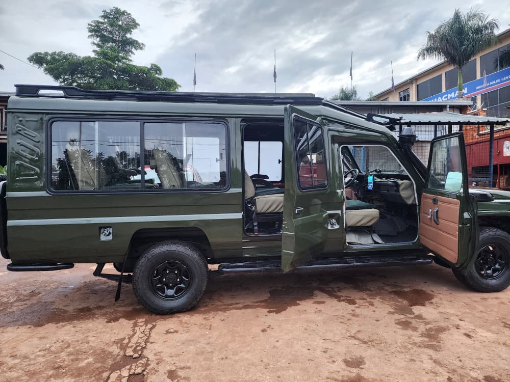 Land Cruiser Safari